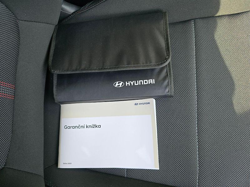 Hyundai i30 1.5i N-Line, serv.kn., 1.maj. - fotka 26 z 27