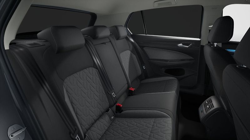 Volkswagen Golf 1,5 TSI 85 kW 6G - fotka 7 z 9