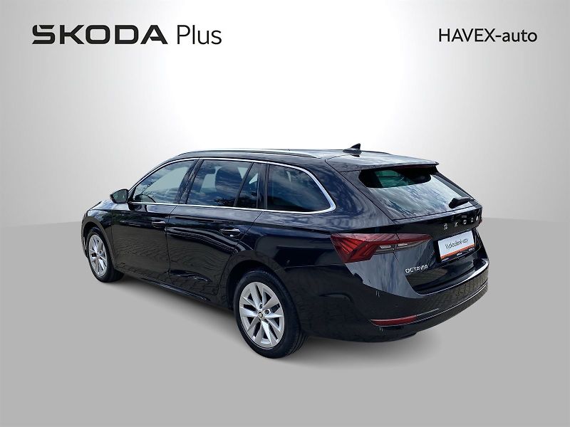 Škoda Octavia (2023) Combi 2.0 TDI DSG Style - fotka 34 z 36