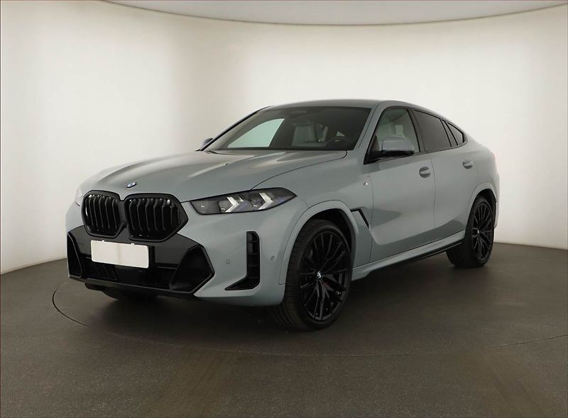 BMW X6 (2025) xDrive30d - fotka 2 z 20