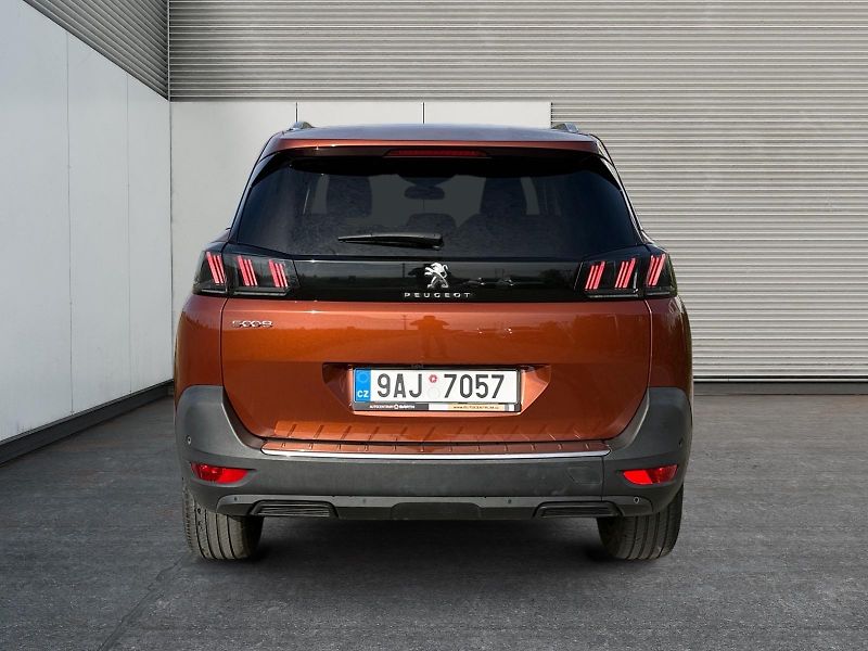 Peugeot 5008 (2022) ALLURE 1.5BHDI 96kW CZ DPH   - fotka 5 z 11