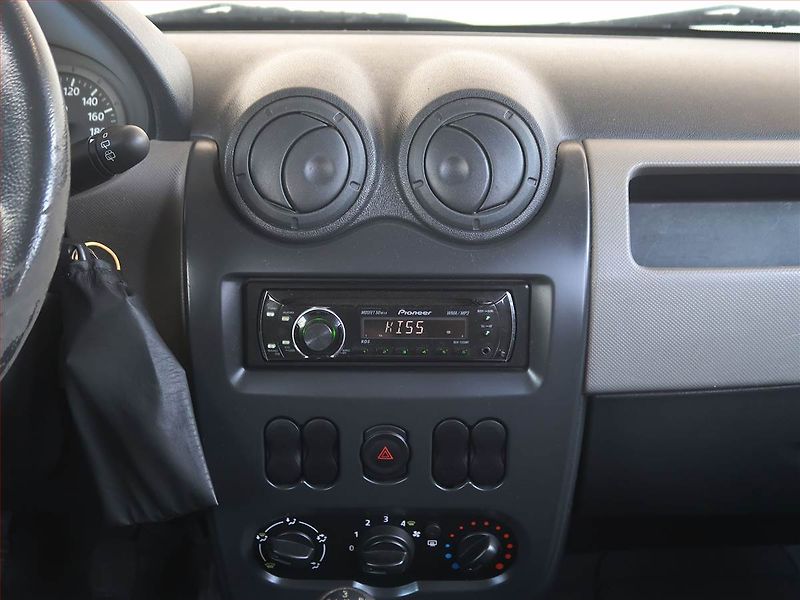 Dacia Sandero (2012) 1.2 16V, po STK, Tažné - fotka 12 z 13