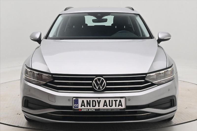 Volkswagen Passat 1,5 TSI 110 kW Business Záruka - fotka 2 z 31