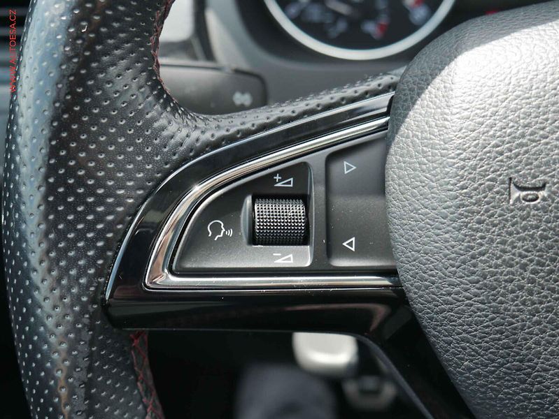 Škoda Rapid (2015) 1.2 TSi, 2.maj,ČR, Monte - fotka 13 z 15