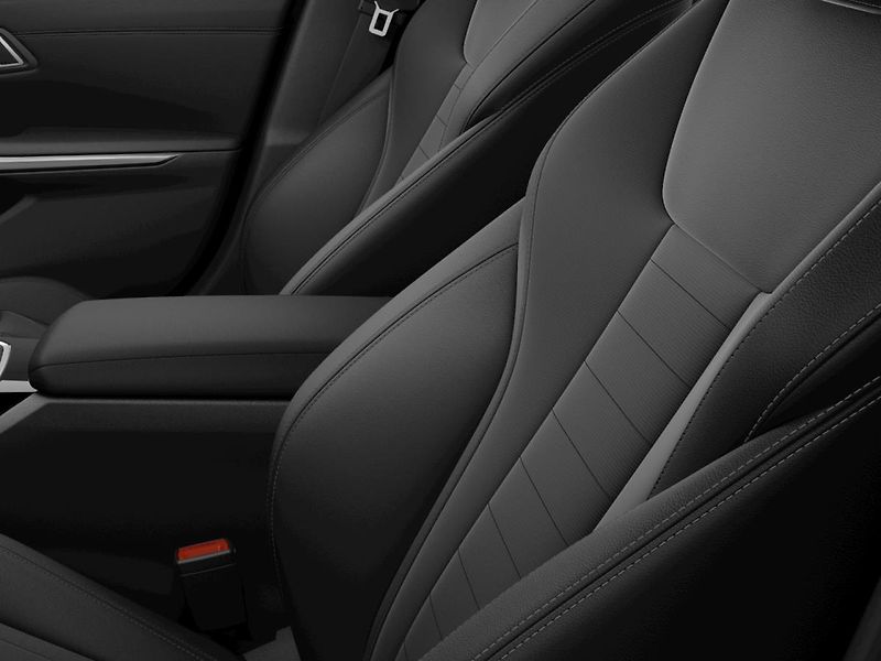 BMW Řada 3 318d Touring - fotka 8 z 11