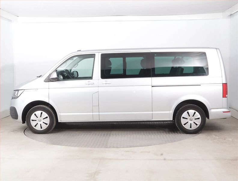Volkswagen Caravelle (2021) Comfortline 2.0 TDI, 1Maj, DPH - fotka 3 z 18