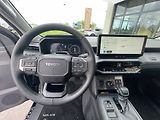 Toyota Hilux 2.8D automat Invincible - náhled 16