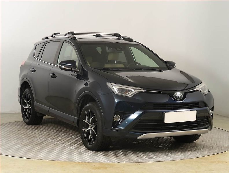 Toyota RAV4 (2018) Selection 2.0 D-4D, Serv.kniha - fotografie inzerátu