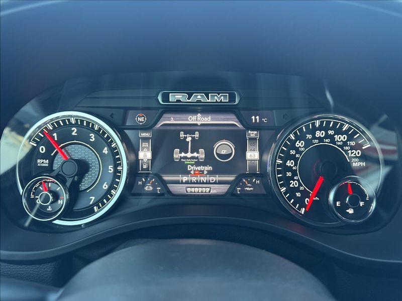 RAM 1500 5,7 V8 HEMI LPG BUILT TO SERVE - fotka 29 z 50