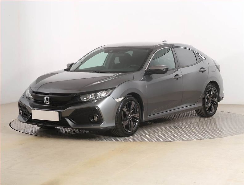 Honda Civic (2019) Elegance 1.0 VTEC Turbo - fotka 2 z 18