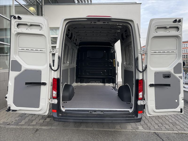 Volkswagen Crafter (2026) 35 130kW 8AU FWD SR - fotka 17 z 21