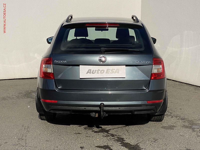Škoda Octavia (2018) 1.4 TSi, Style, TZ, +kola - fotka 5 z 18