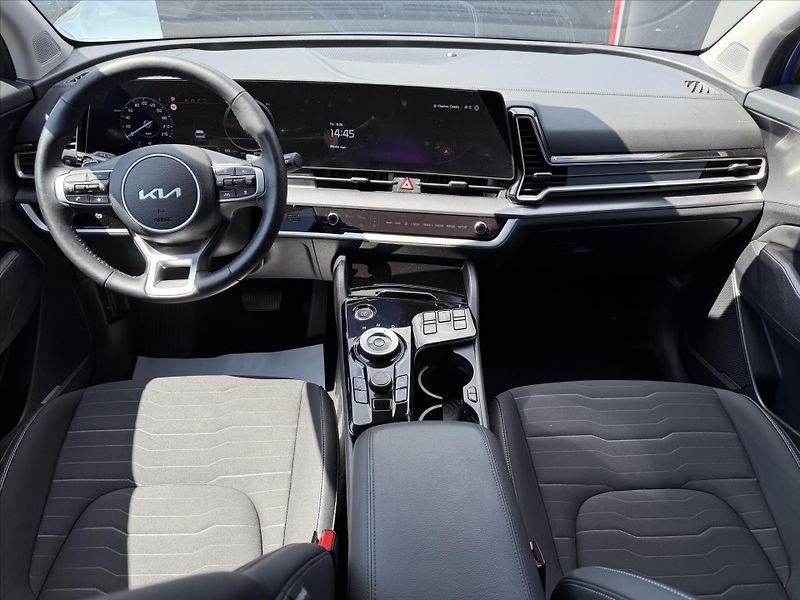 Kia Sportage 1,6 T-GDi 4x4 HEV 6AT TOP - fotka 7 z 11