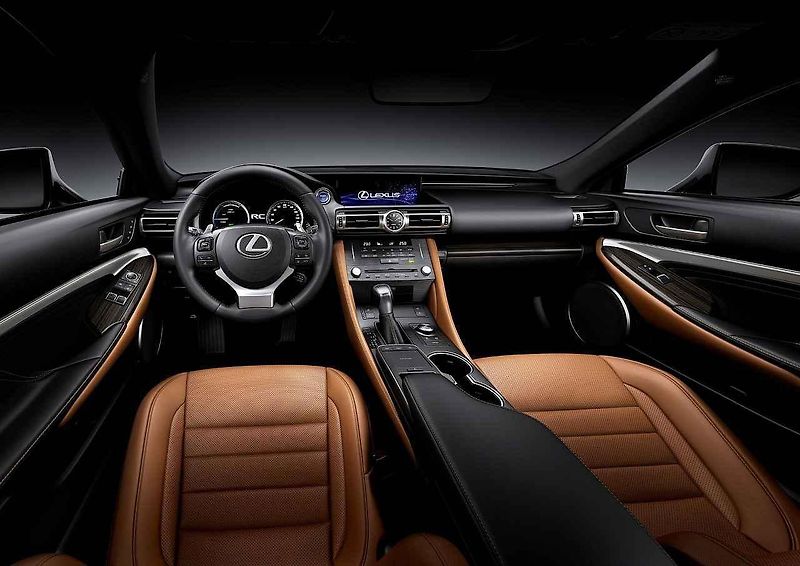 Lexus RC (2018)