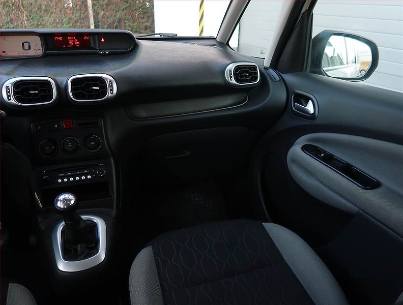 Citroën C3 Picasso (2014) 1.4 i, Serv.kniha, Tempomat - fotka 8 z 15