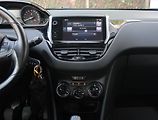 Peugeot 208 (2017) 1.2 PureTech, Tempomat - náhled 12