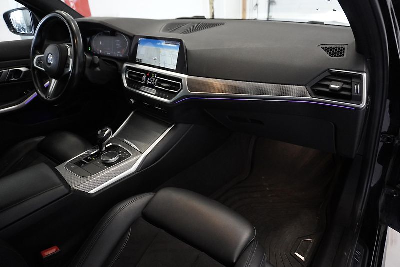 BMW Řada 3 (2020) 320D  2,0 M-SPORT XDRIVE AUT. - fotka 30 z 31