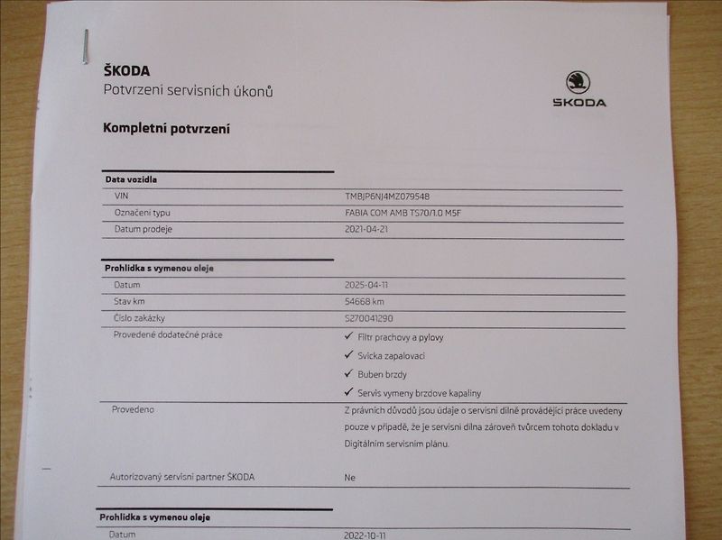 Škoda Fabia 1,0 TSI, klima,servis,DPH,CZ, - fotka 30 z 30