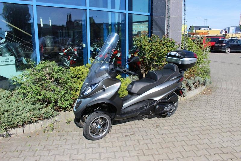 Piaggio MP3 500 LT (2017) 2017 TOP - fotka 10 z 13