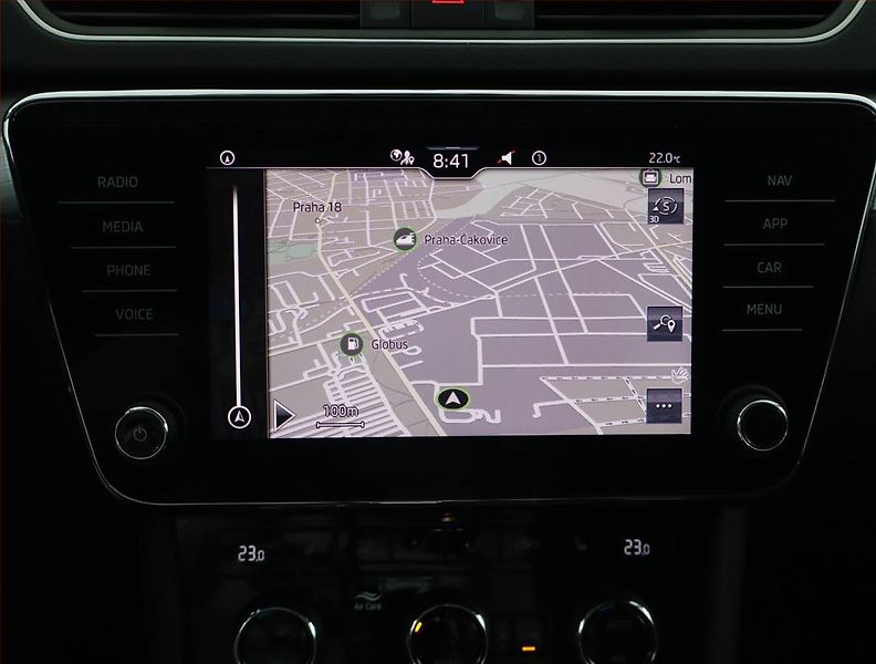 Škoda Superb (2021) Ambition 2.0 TDI - fotka 16 z 17