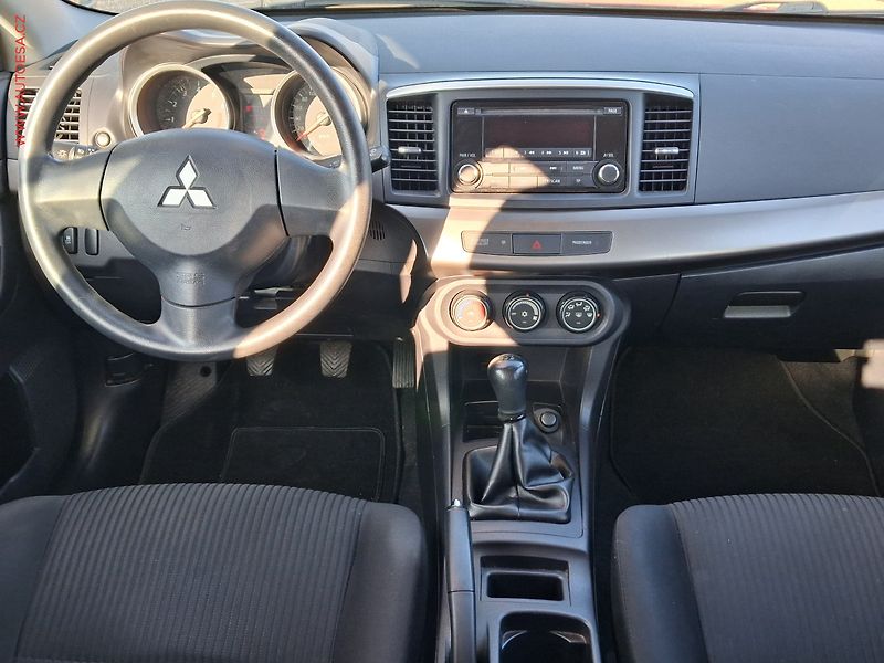 Mitsubishi Lancer (2015) 1.6i, 2.maj,ČR, AC - fotka 8 z 15