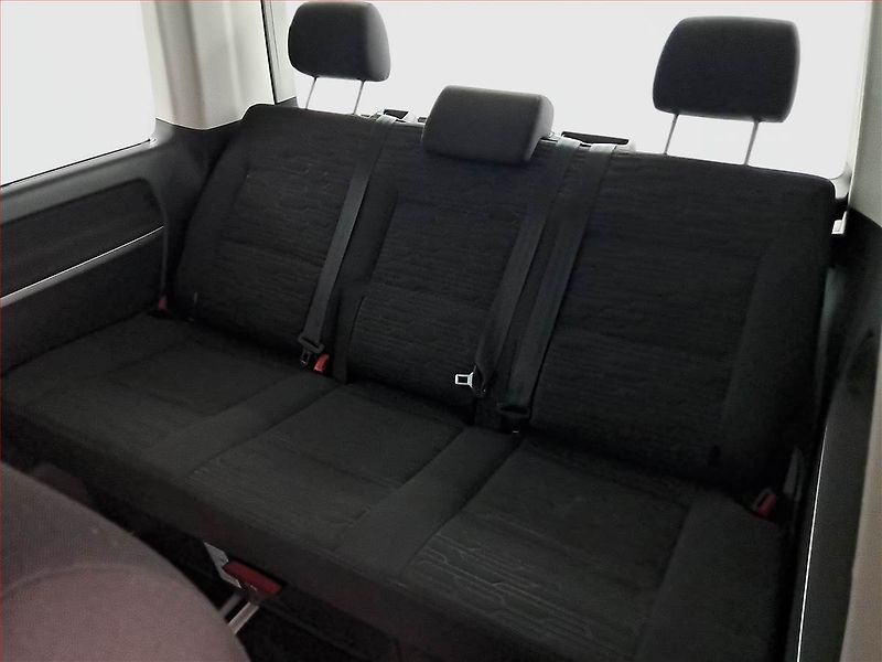 Volkswagen Multivan (2021) Comfortline 2.0 TDI - fotka 16 z 19