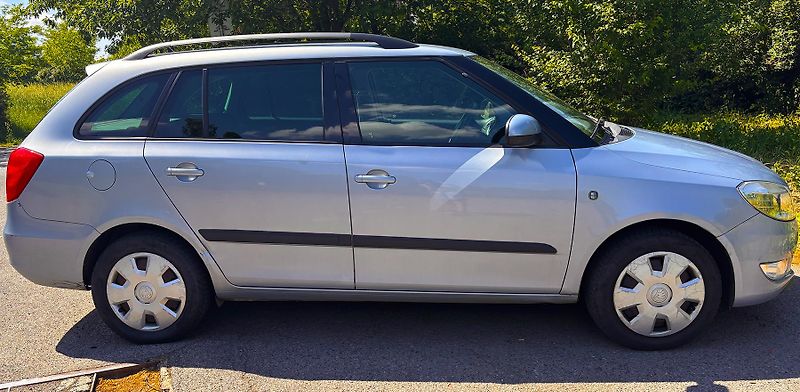 Škoda Fabia (2010) 1,2 TSI 63kW, nová STK - fotka 3 z 21