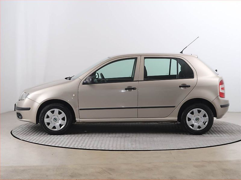Škoda Fabia (2006) 1.2 12V, Serv.kniha, po STK - fotka 3 z 13
