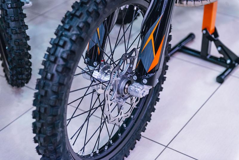 KTM 250 EXC TPI Nová 0KM - fotka 7 z 20