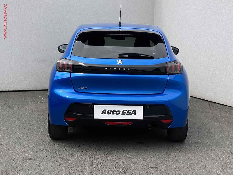 Peugeot 208 (2022) 1.2 PT, Allure, LED, kamera - fotka 5 z 18