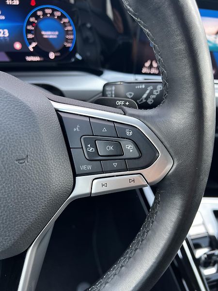 Volkswagen Golf Alltrack 2.0TDI 147KW DPH TZ - fotka 11 z 24