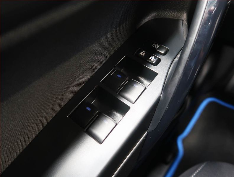 Toyota Auris (2016) Hybrid, Automat, Serv.kniha - fotka 23 z 24