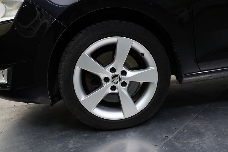 Škoda Rapid - fotka 10 z 25