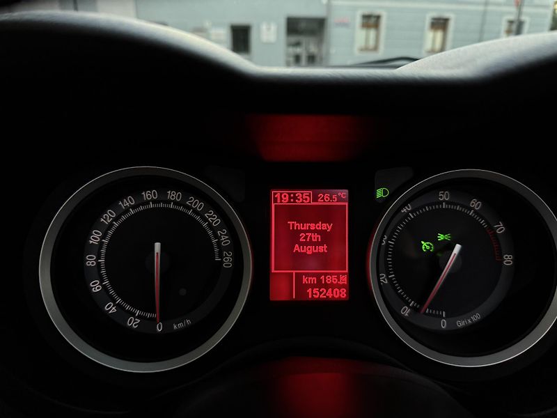 Alfa Romeo Spider (2026) 2.2JTS, nehavarované - fotka 17 z 20