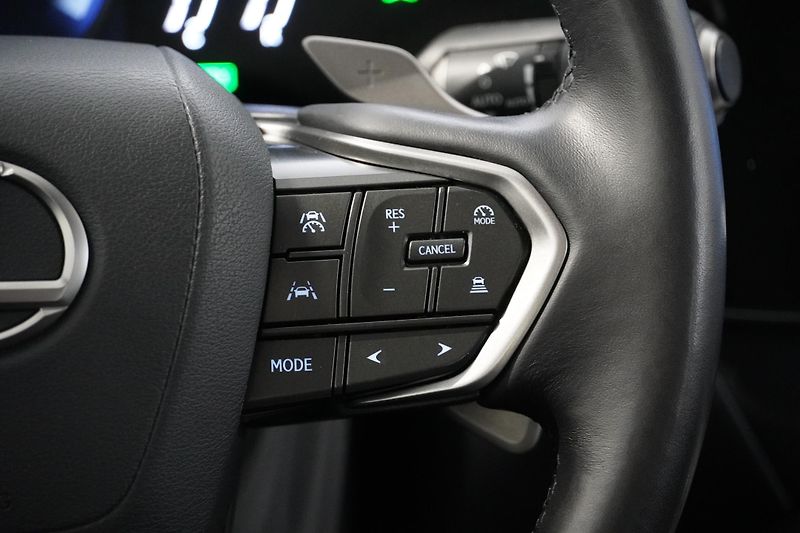 Lexus NX 350h 1.MAJ,DPH,Kamera,El.kufr - fotka 23 z 28
