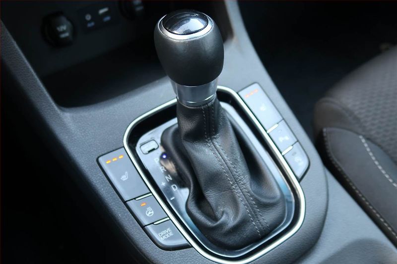 Hyundai i30 (2019) Style 1.4 T-GDI, Automat - fotka 13 z 19