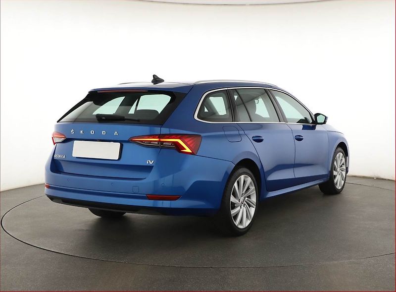 Škoda Octavia (2022) Style 1.4 TSI iV - fotka 5 z 20
