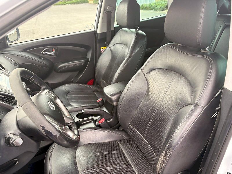 Hyundai ix35 (2010) CRDI 135 kW Premium 4X4 - fotka 9 z 29