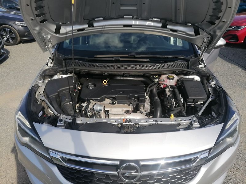 Opel Astra (2018) 1.4 Turbo Digi.klima,Výhřevy - fotka 26 z 30