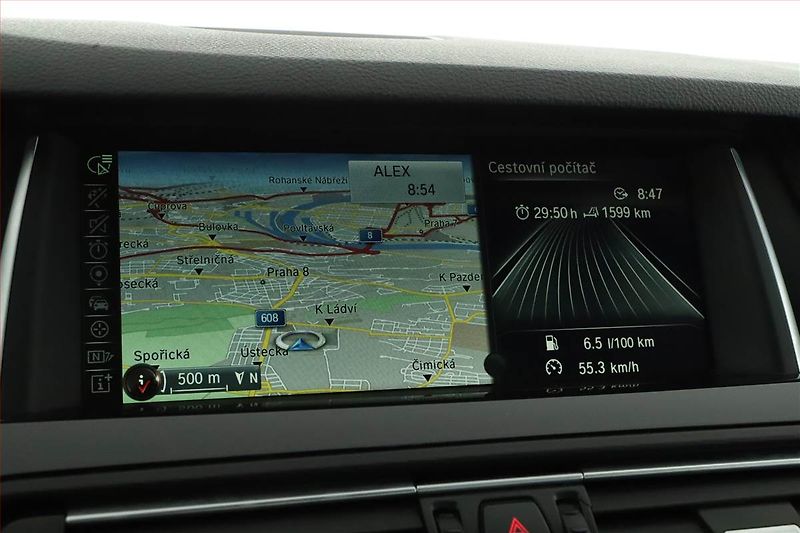 BMW Řada 5 (2014) 520d, Automat, Kůže, Tempomat - fotka 10 z 20