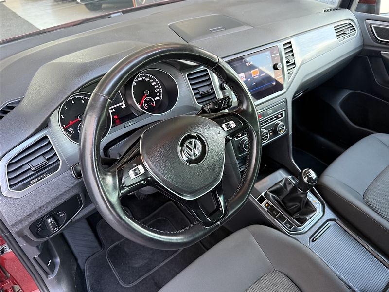 Volkswagen Golf Sportsvan 1,5 TSI 96kW, Nez.Topení, Po s - fotka 9 z 31