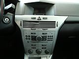 Opel Astra (2011) 1.4 16V, 1.maj,ČR, Klima - náhled 13