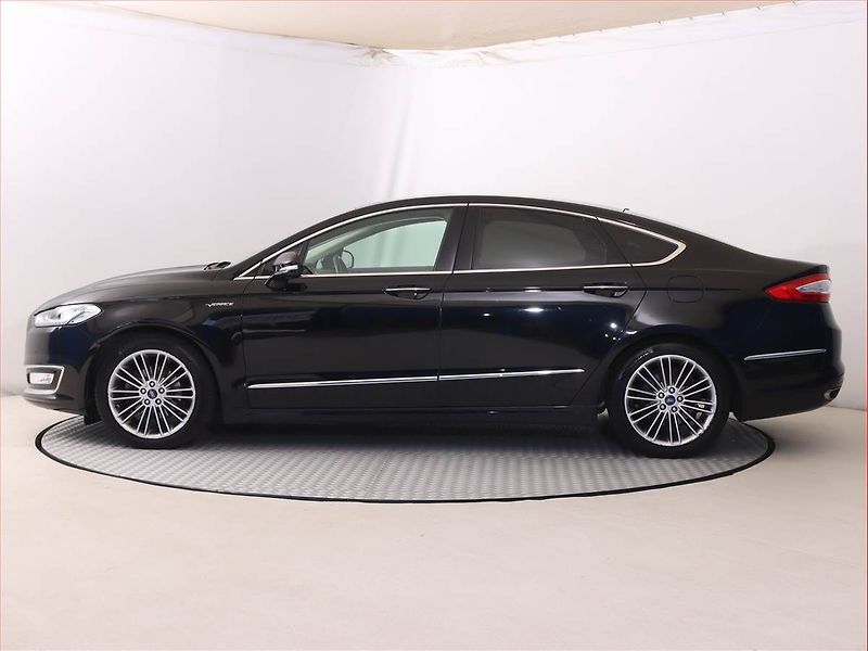 Ford Mondeo (2018) Vignale 2.0 Hybrid, Automat - fotka 3 z 22