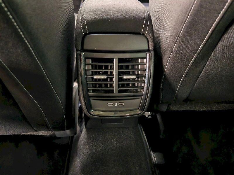 Škoda Kamiq (2025) 1.0 TSI 85 kW DSG Monte Carlo - fotka 25 z 29