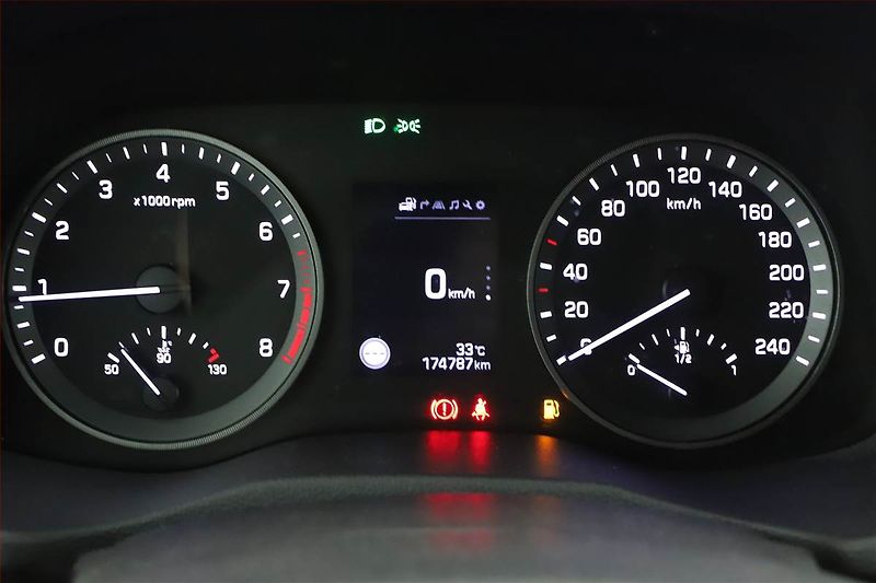Hyundai Tucson (2018) 1.6 T-GDI, ČR,1.maj, Navi - fotka 11 z 20