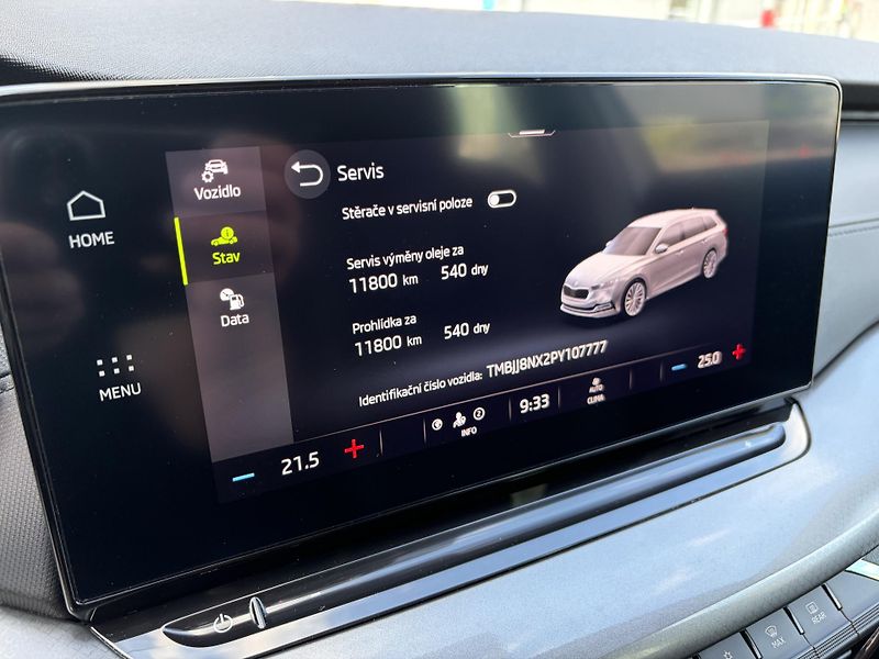 Škoda Octavia (2023) 110kW DSG/ACC/NAVI/SERVIS - fotka 14 z 24