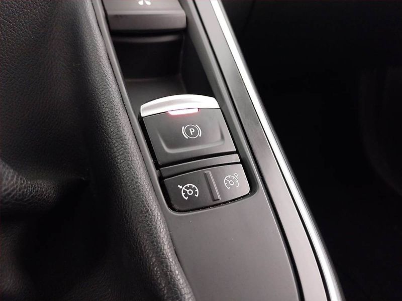 Renault Grand Scénic (2018) 1.6 dCi, Kůže, Navi, Tempomat - fotka 16 z 22