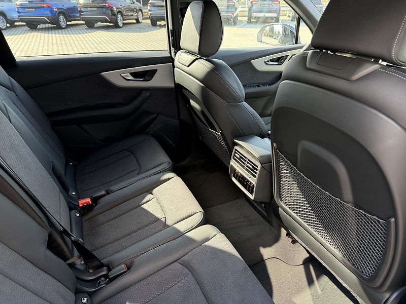 Audi Q7 (2025) 50TDI 210kW S-LINE 7MÍST NZN!! - fotka 35 z 57