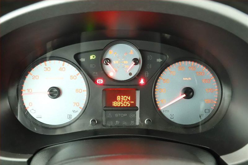 Peugeot Partner (2018) Active 1.6 HDi, 5Míst, ČR, DPH - fotka 8 z 11