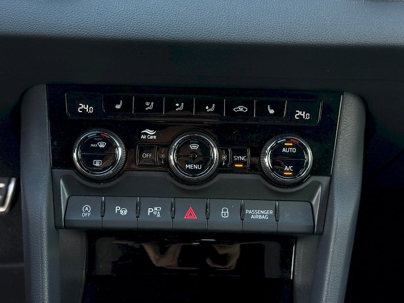 Škoda Karoq (2025) 1.5 TSI 110 kW DSG SportLine - fotka 15 z 26